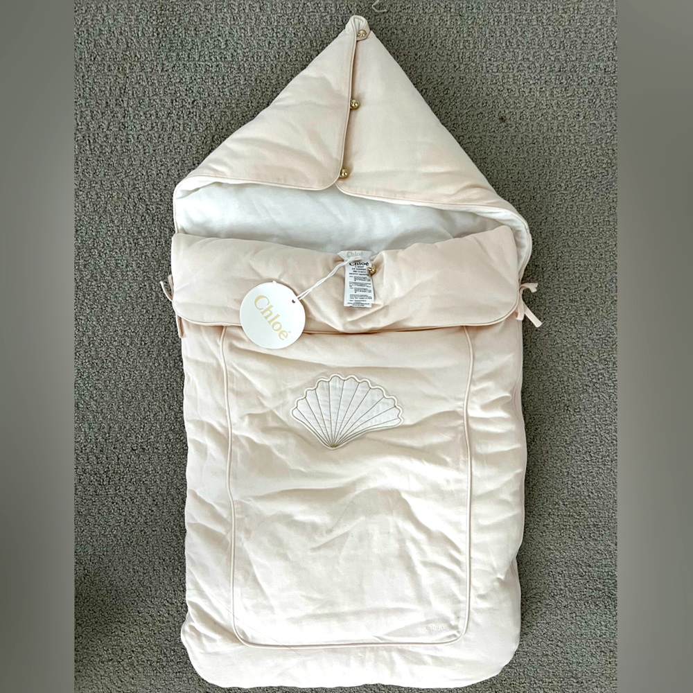New with tags Chloé Kids infant/newborn pink padded sleeping bag / sleep sack